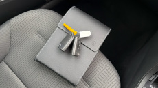 Volkswagen Golf 1.6 TDI SE [Nav] 5dr Diesel Hatchback